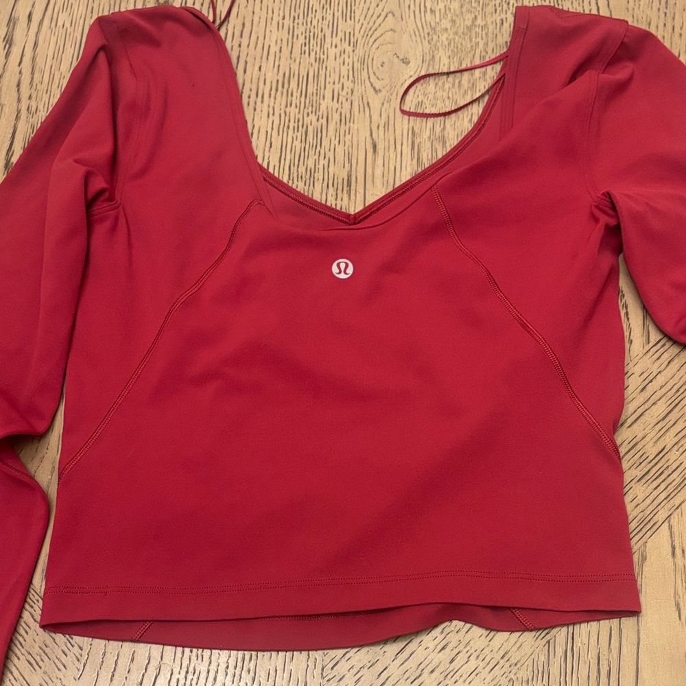 lululemon athletica align Long Sleeve Top never worn shade pomegranate